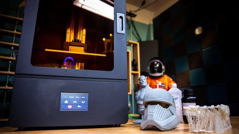 Stampa SLA: la resina della stampante 3D è tossica? - Servizio di stampa 3D  FacFox - Conoscenza - Tecnologia Makeit