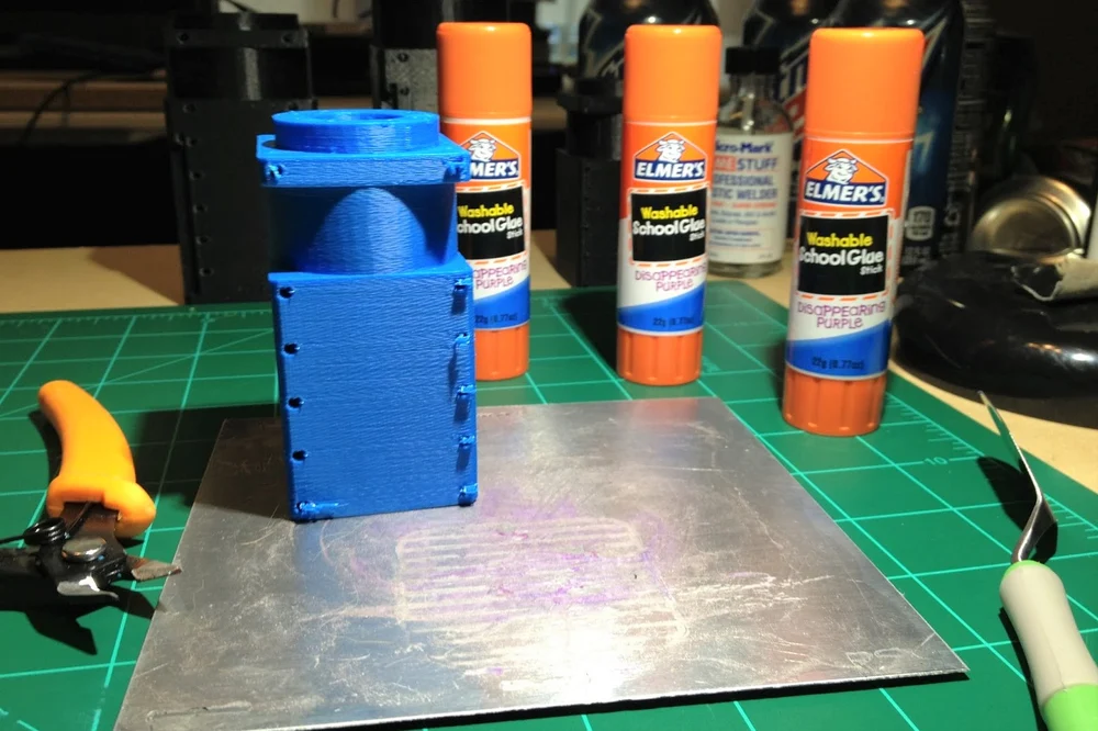 Tonight I tested the adhesion of 7 glue sticks, - 3D Printing