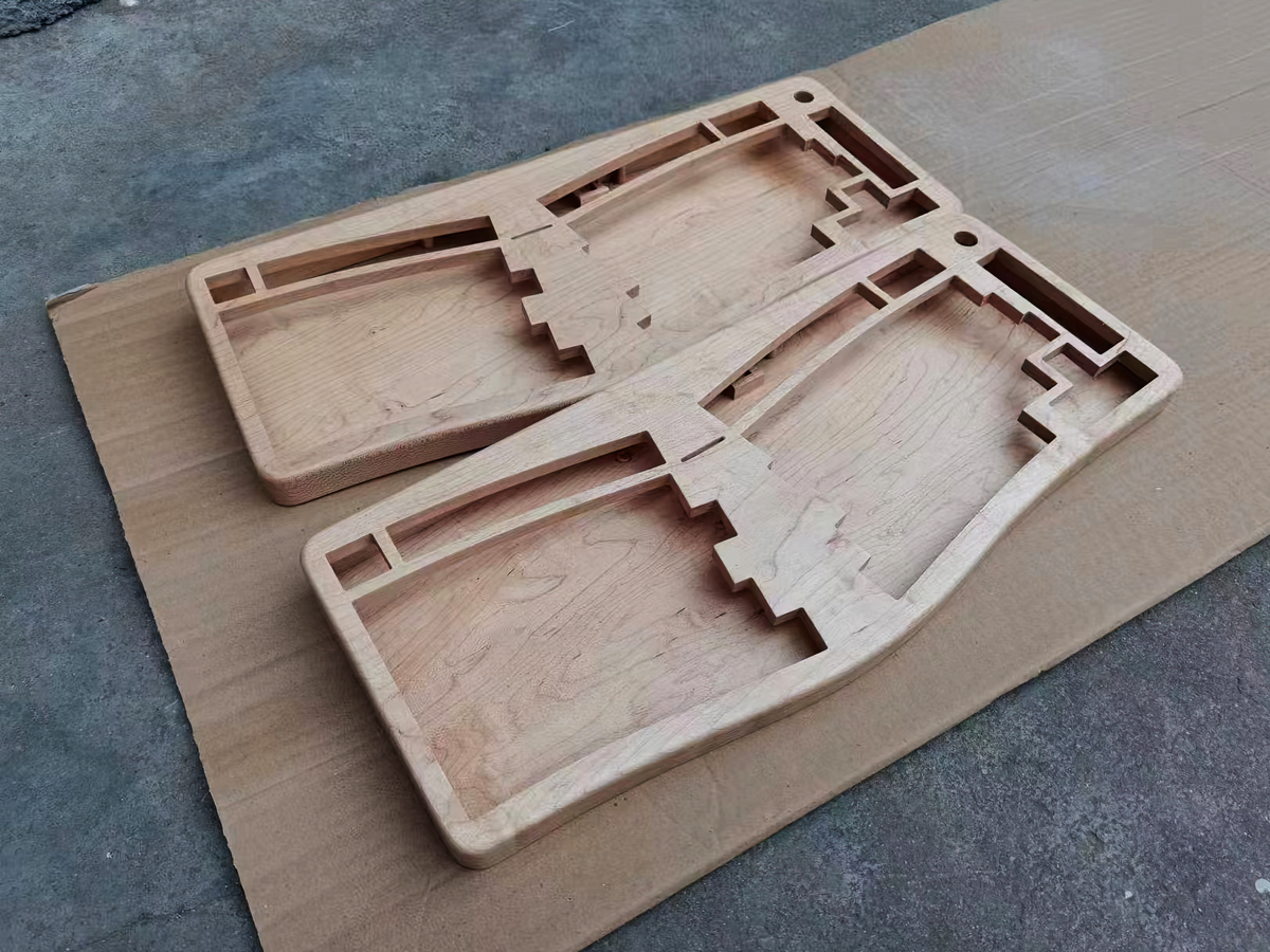 CNC-milled wooden keyboard case. Source: FacFox